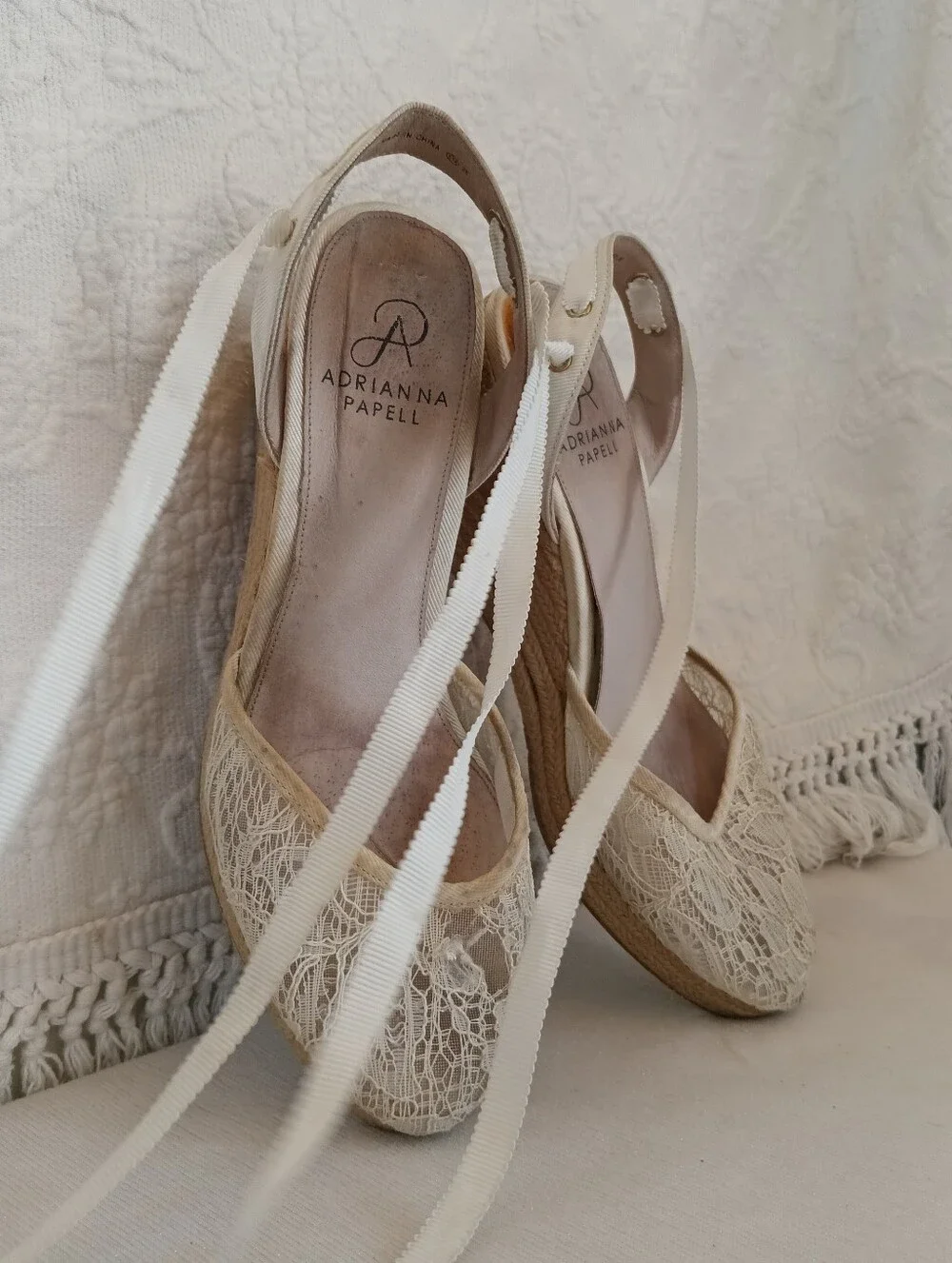 Adrianna Papell Cream Lace Espadrille Wedge Sandals Ribbon Lace Up Ankle Ties 7M